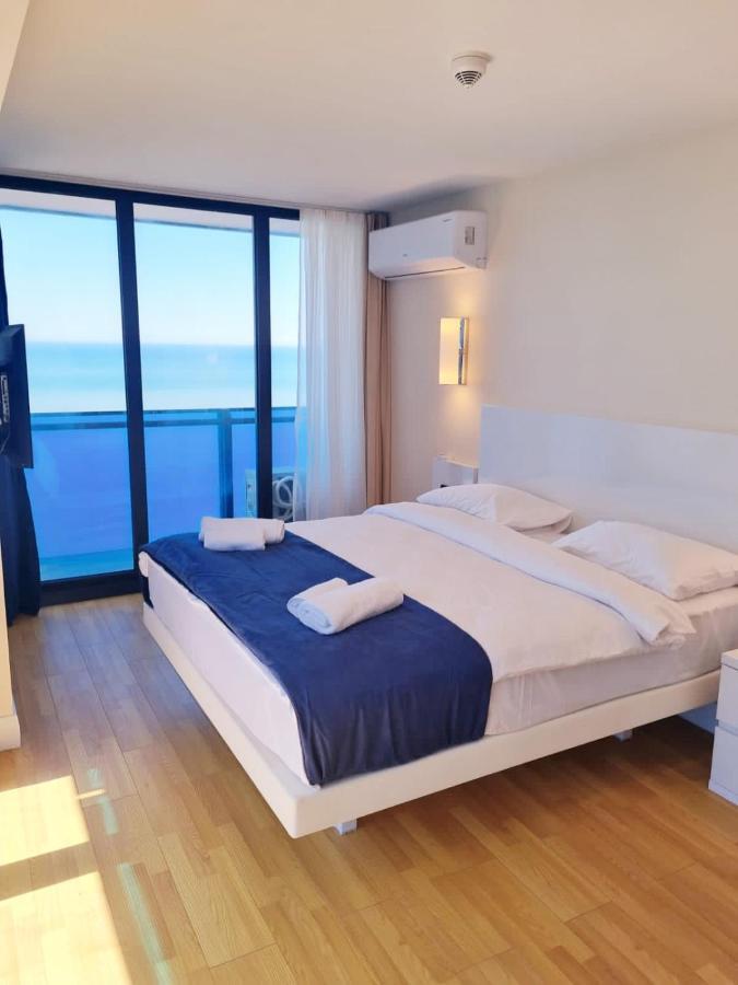 D Block Of New Luxurious Orbi City Batoumi Extérieur photo