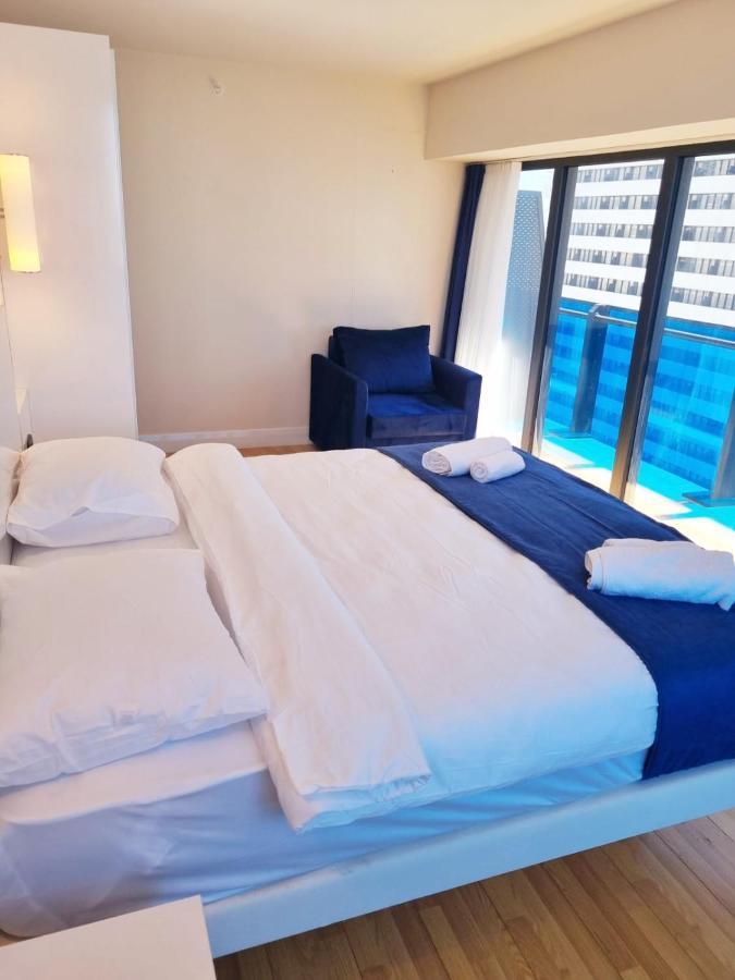 D Block Of New Luxurious Orbi City Batoumi Extérieur photo