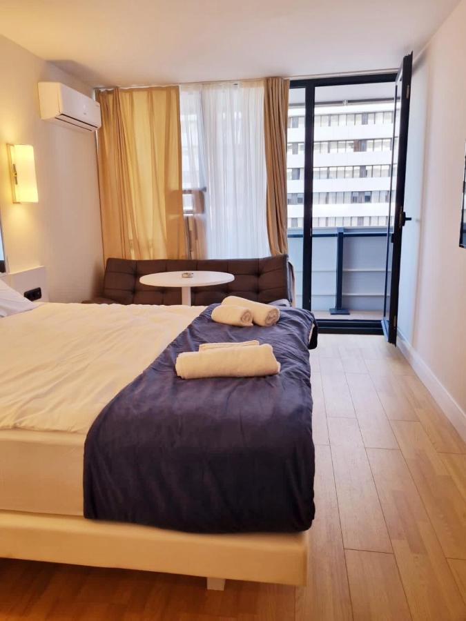 D Block Of New Luxurious Orbi City Batoumi Extérieur photo